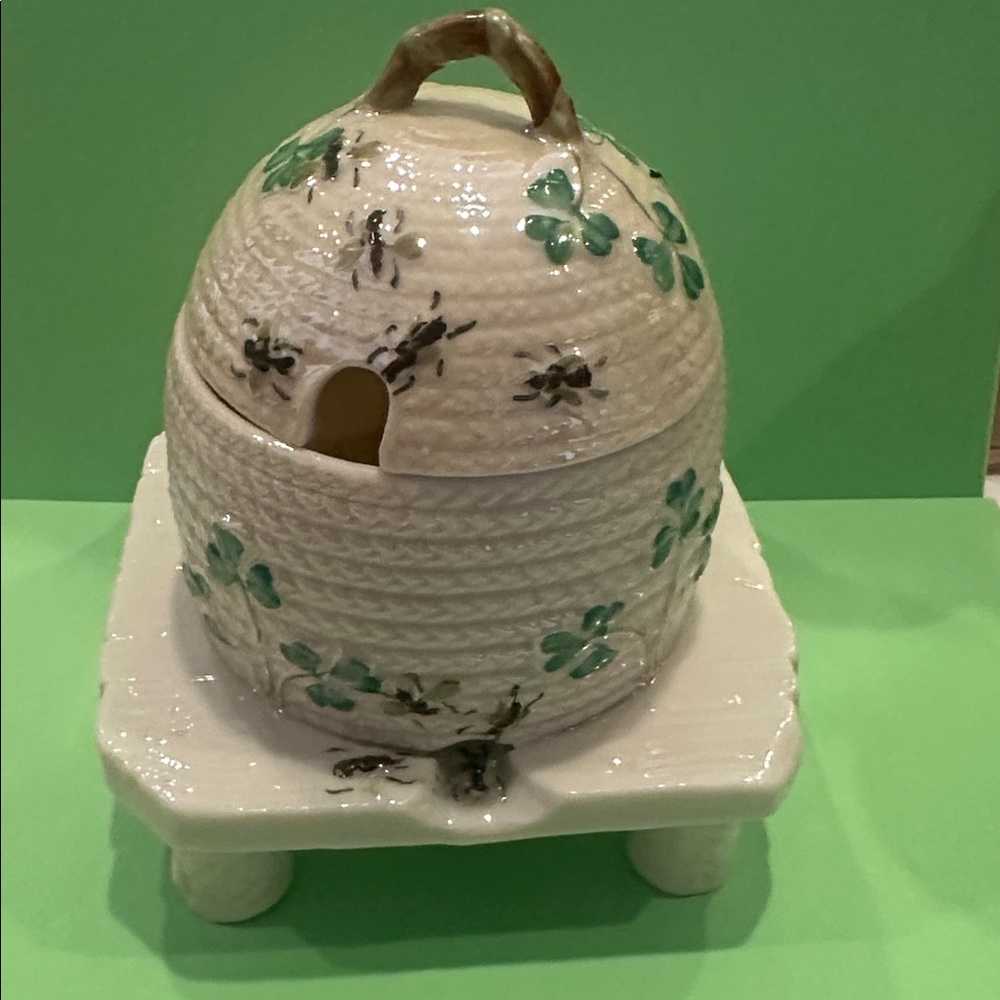 Rare Belleek Beehive Honey Pot on Pedestal